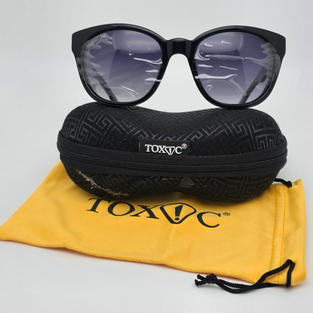 Toxic TX670 Col.90 Black Frame Polarized Grey Lens Cat Eye Sunglasses w/ Case